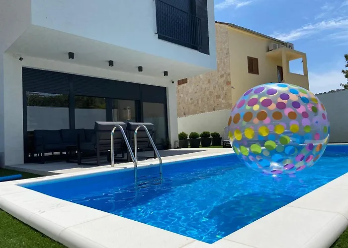 Murter - Jezera Luxury Apartments